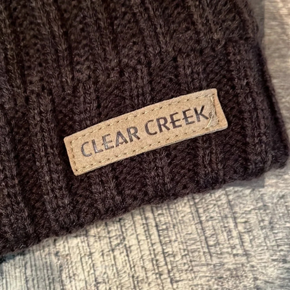 Clear Creek winter hat - Picture 2 of 3